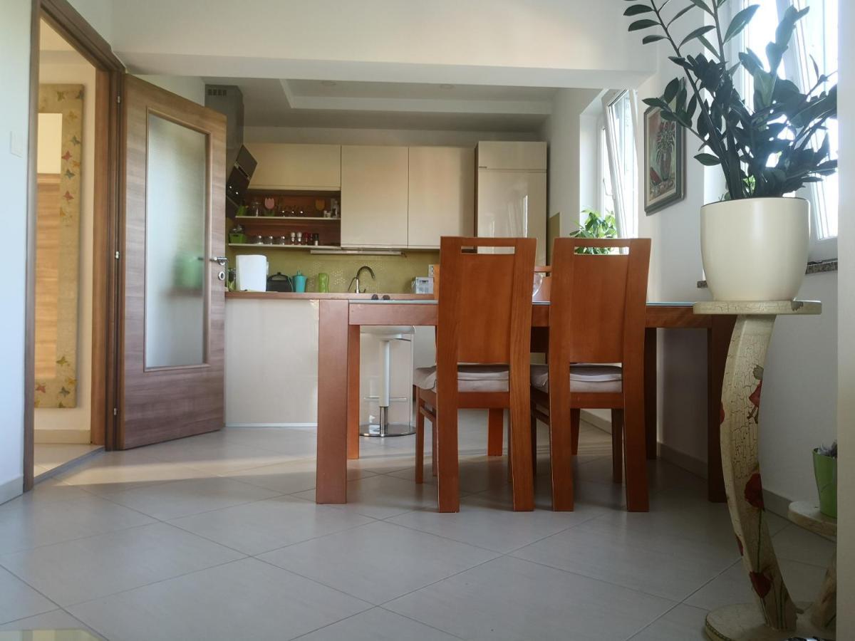 Smokrovic *2* * Starigrad Paklenica
